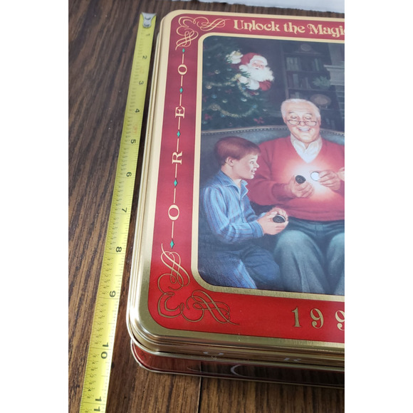 Oreo Cookies Unlock The Magic 1994 Grandfather Remembers Christmas Tin - Picture 11 of 11